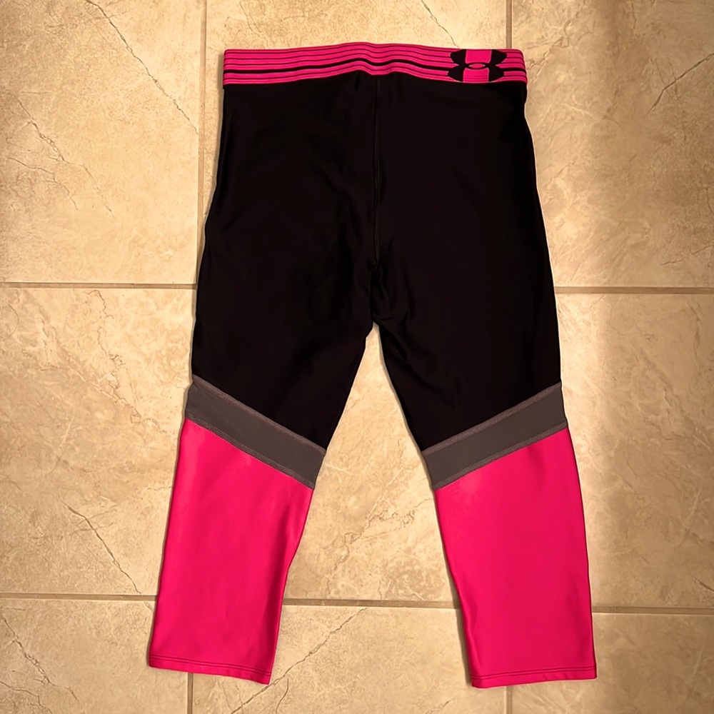 Under Armour Heat Gear Leggings - Picture 2 of 3